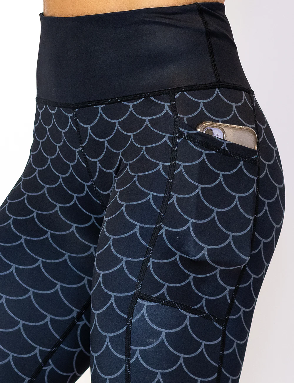 Dragon Scale Leggings - Image 8