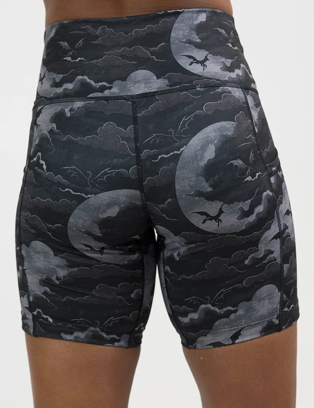 Shorts | Night Flight - Image 10